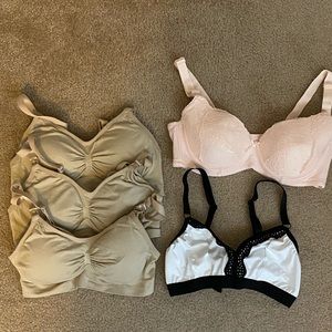Set of 5 Pumping Bras Sz small/medium